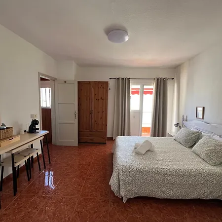 Doble Con Terraza A 50m De La Playa Cristianos *